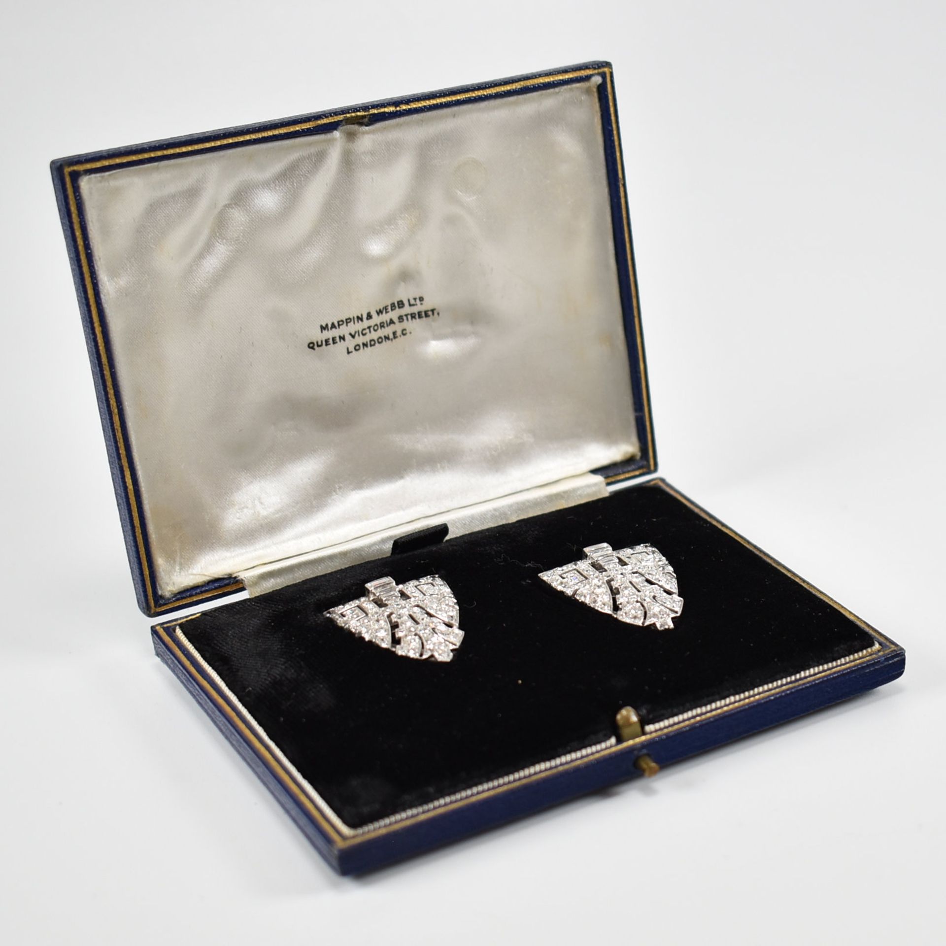MAPPIN & WEBB - PAIR OF ART DECO DIAMOND DOUBLE DRESS CLIPS - Image 8 of 10