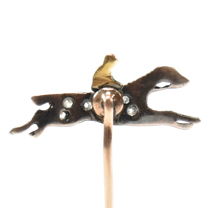 GOLD ENAMEL & DIAMOND HORSE RACING INTEREST STICK PIN - Image 8 of 14