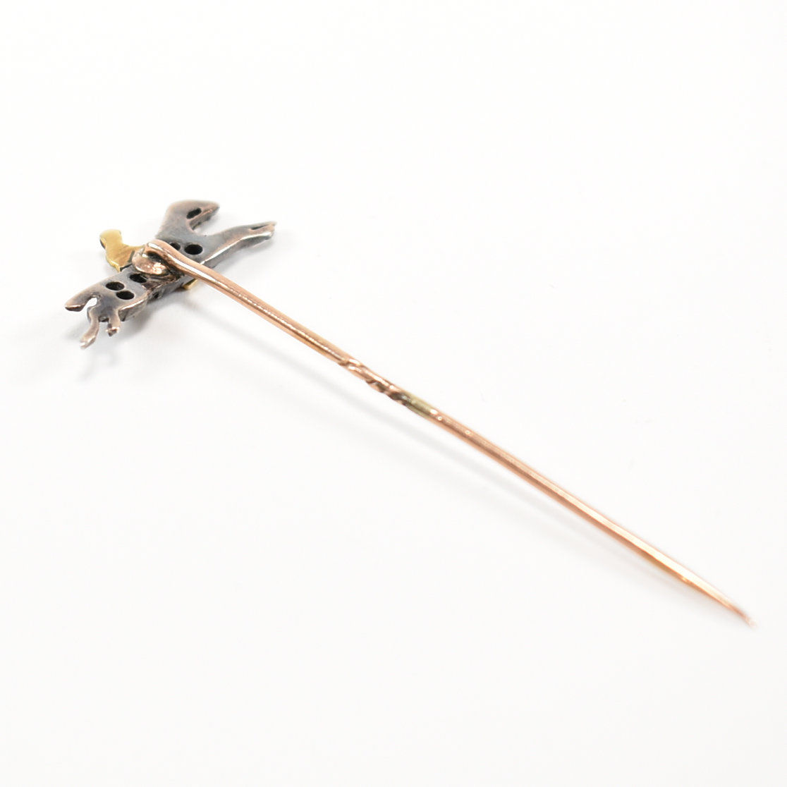 GOLD ENAMEL & DIAMOND HORSE RACING INTEREST STICK PIN - Image 11 of 14