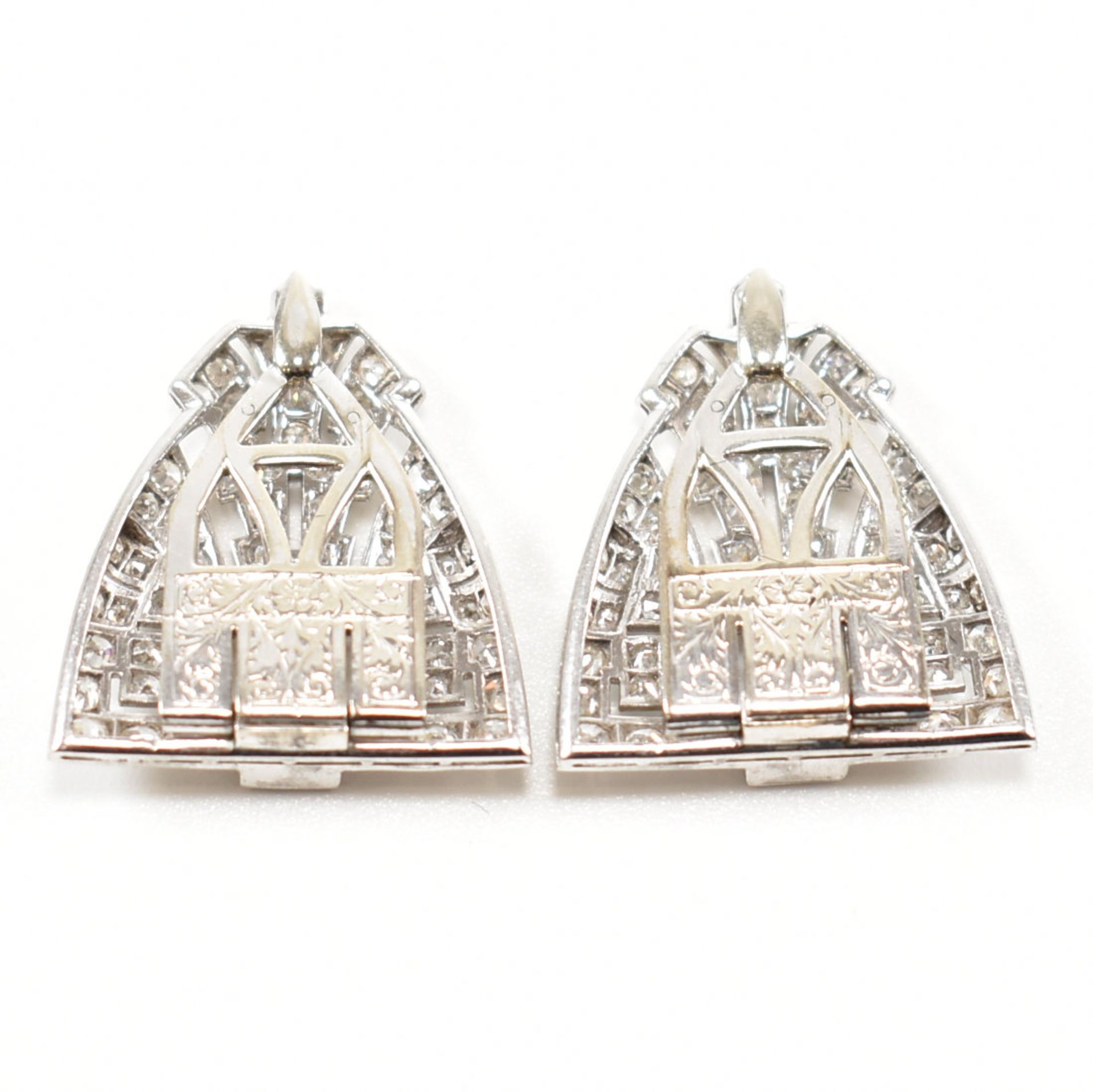 MAPPIN & WEBB - PAIR OF ART DECO DIAMOND DOUBLE DRESS CLIPS - Image 5 of 10