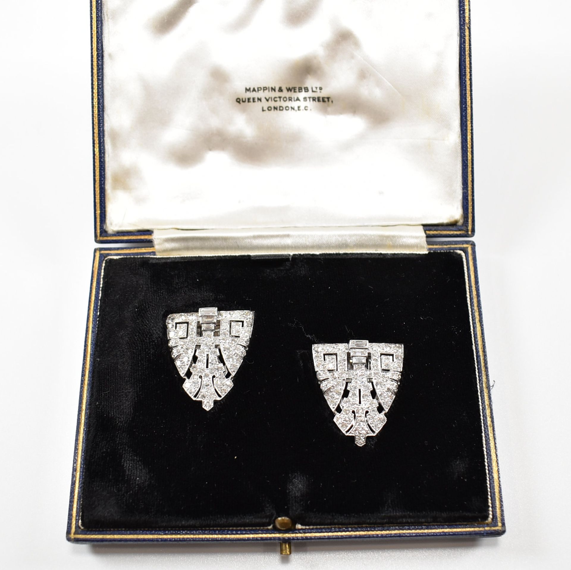 MAPPIN & WEBB - PAIR OF ART DECO DIAMOND DOUBLE DRESS CLIPS - Image 10 of 10