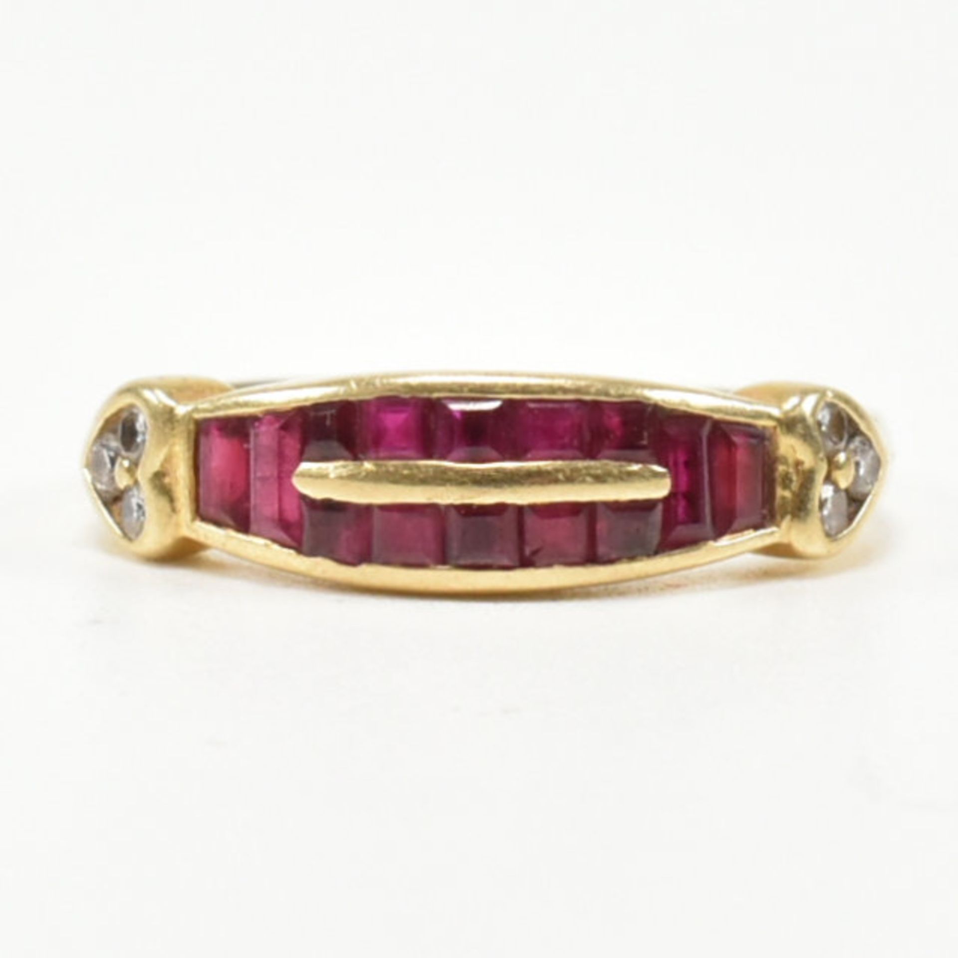 VINTAGE YELLOW METAL RUBY & DIAMOND CLUSTER RING - Image 3 of 11