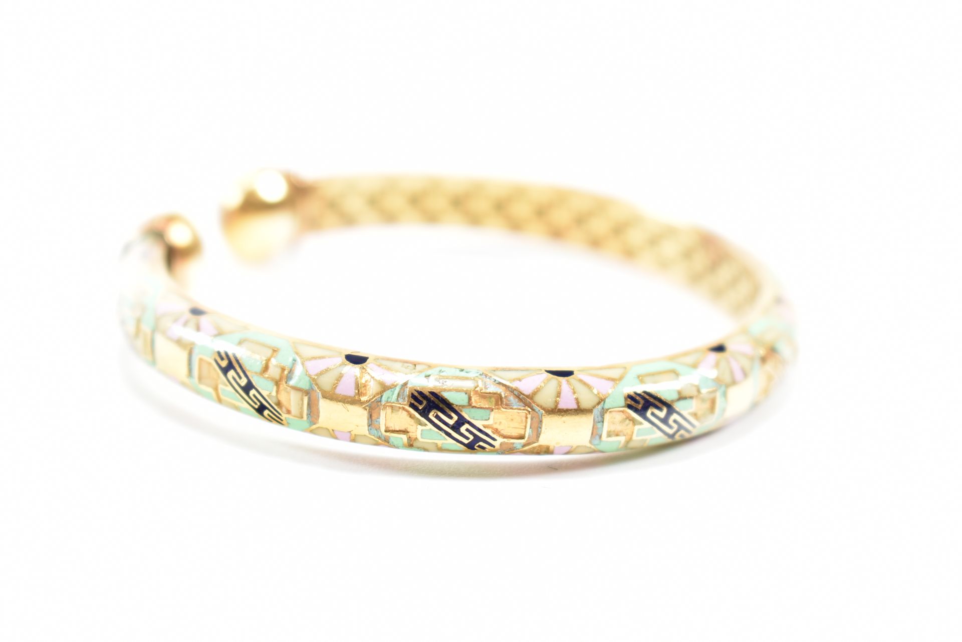 ART DECO GOLD & ENAMEL DECORATED TORQUE BANGLE - Image 9 of 14