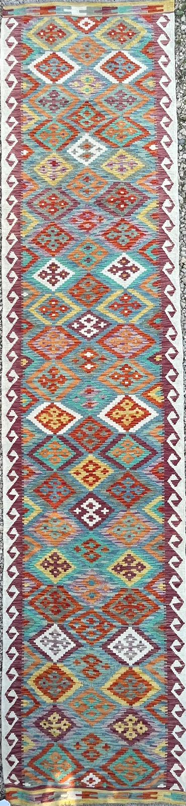 EARLY 20TH CENTURY ANATOLIAN TURKISH KILIM FLOOR RUNNER RUG