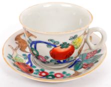 A 19TH CENTURY CHINESE ORIENTAL PORCELAIN TEA CUP & SAUCER