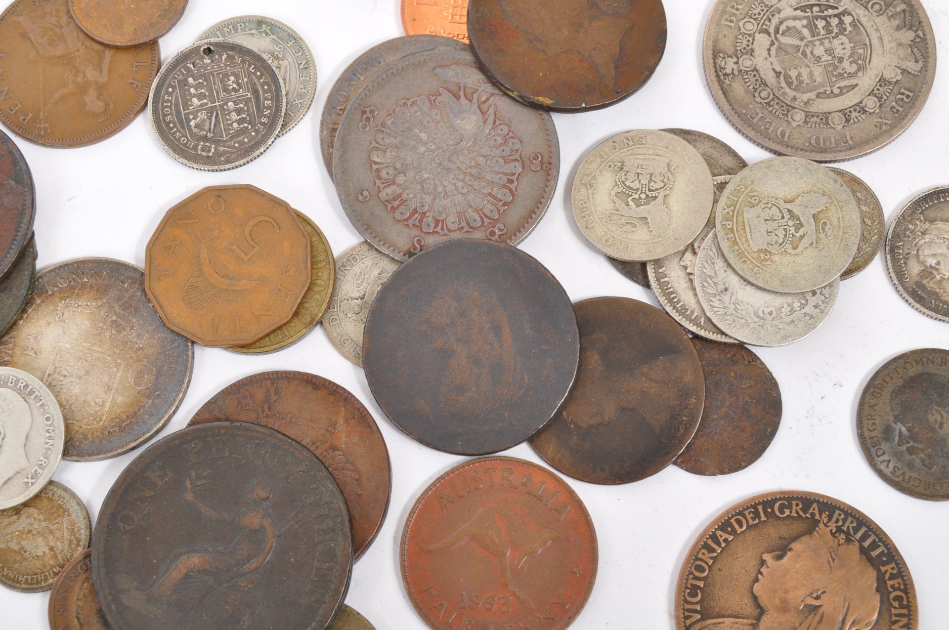 COLLECTION OF DECIMAL, PRE DECIMAL & FOREIGN COINS - Image 8 of 14