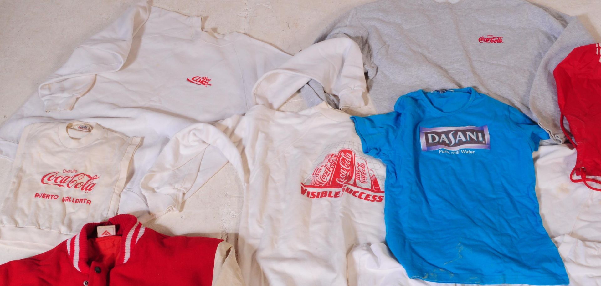 LARGE COLLECTION OF VINTAGE COCA COLA CLOTHING - Image 4 of 5