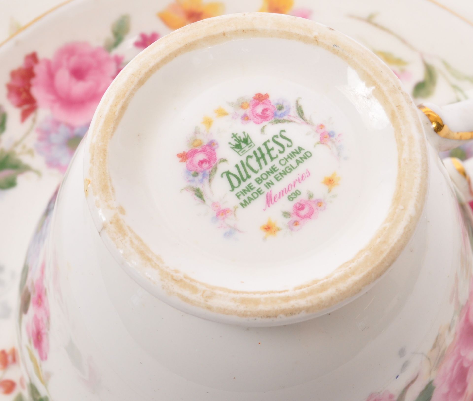 RETRO DUCHESS / QUEEN ANNE ENGLISH FINE BONE CHINA TEA SET - Image 5 of 8