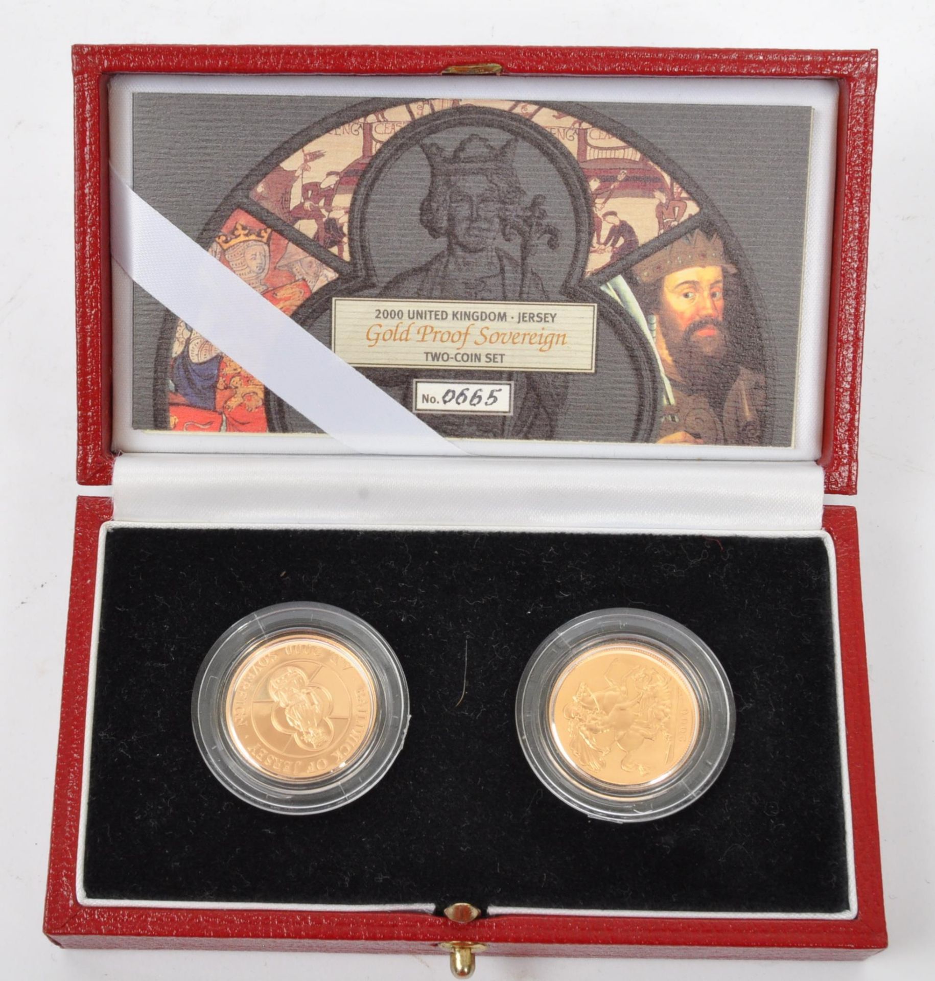 ROYAL MINT 2000 22CT GOLD JERSEY TWO-COIN SOVEREIGN SET