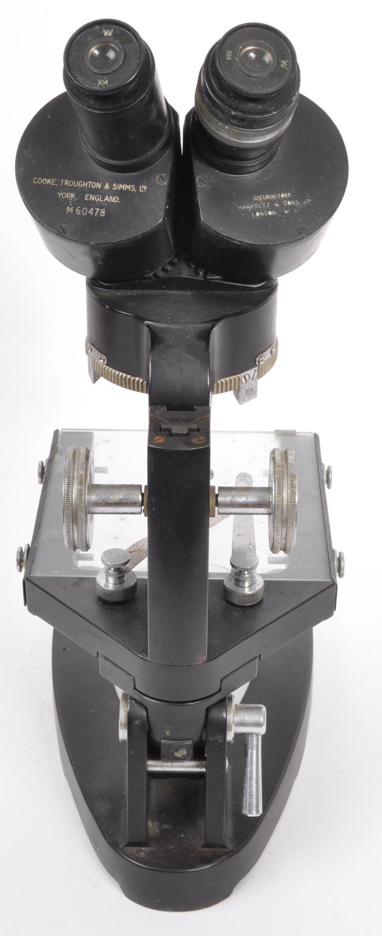 COOKE TROUGHTON & SIMMS CASED MICROSCOPE - Image 3 of 5