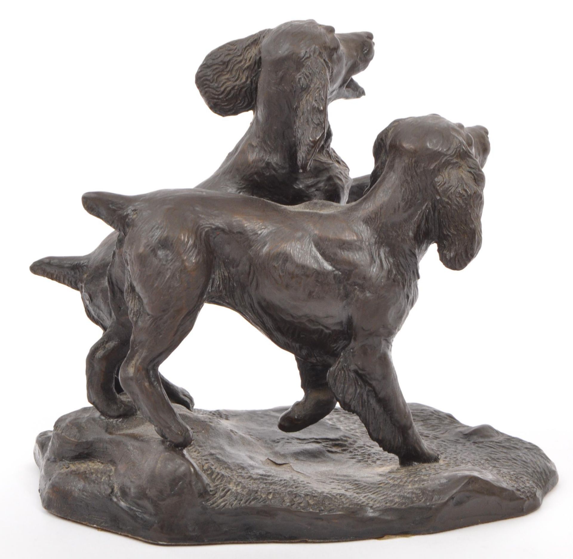 20TH CENTURY HEREDITIES BRONZE FIGURINE OF TWO DOGS - Bild 3 aus 6