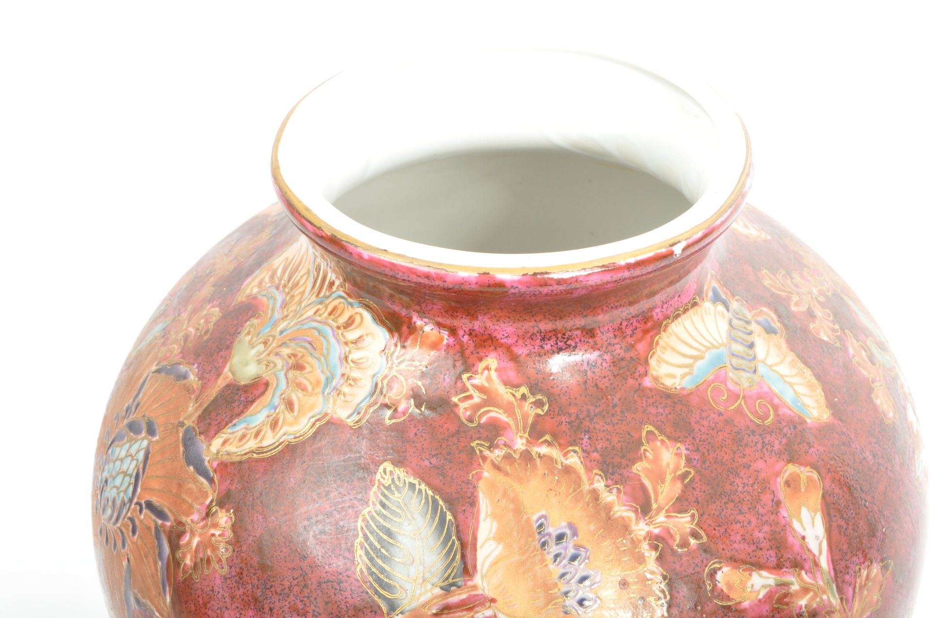 20TH CENTURY HAND PAINTED CHINESE ORIENTAL VASE - Image 4 of 5