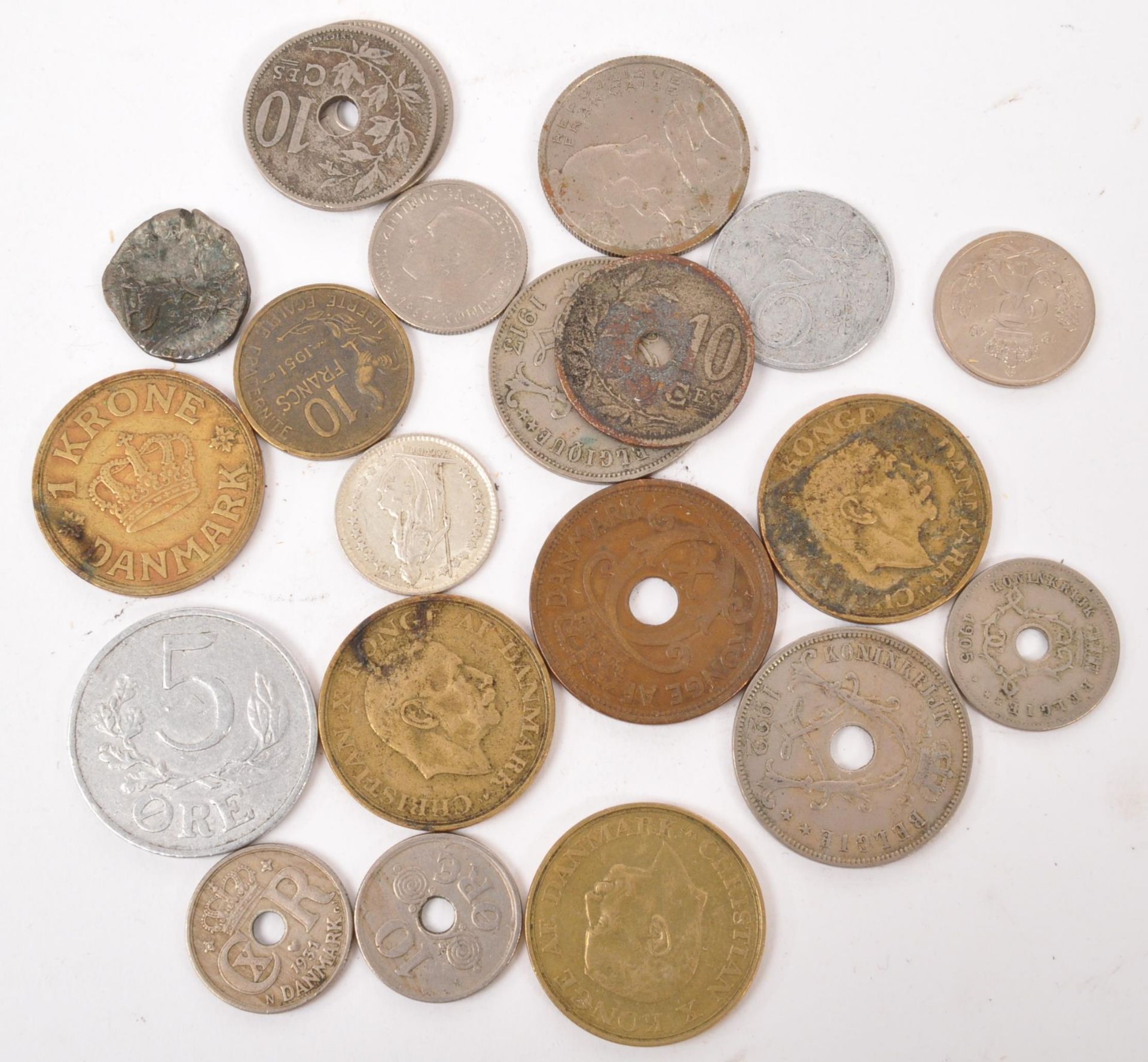 COLLECTION OF DECIMAL, PRE DECIMAL & FOREIGN COINS - Image 14 of 14
