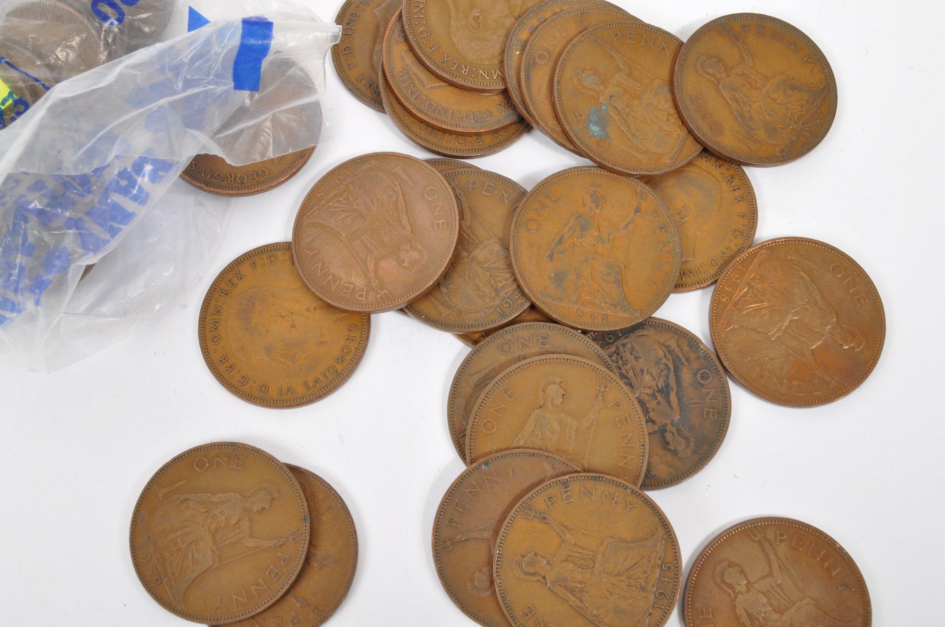 COLLECTION OF DECIMAL, PRE DECIMAL & FOREIGN COINS - Image 6 of 14