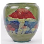 EARLY 20TH CENTURY MOORCROFT CLAREMONT TOADSTOOL VASE