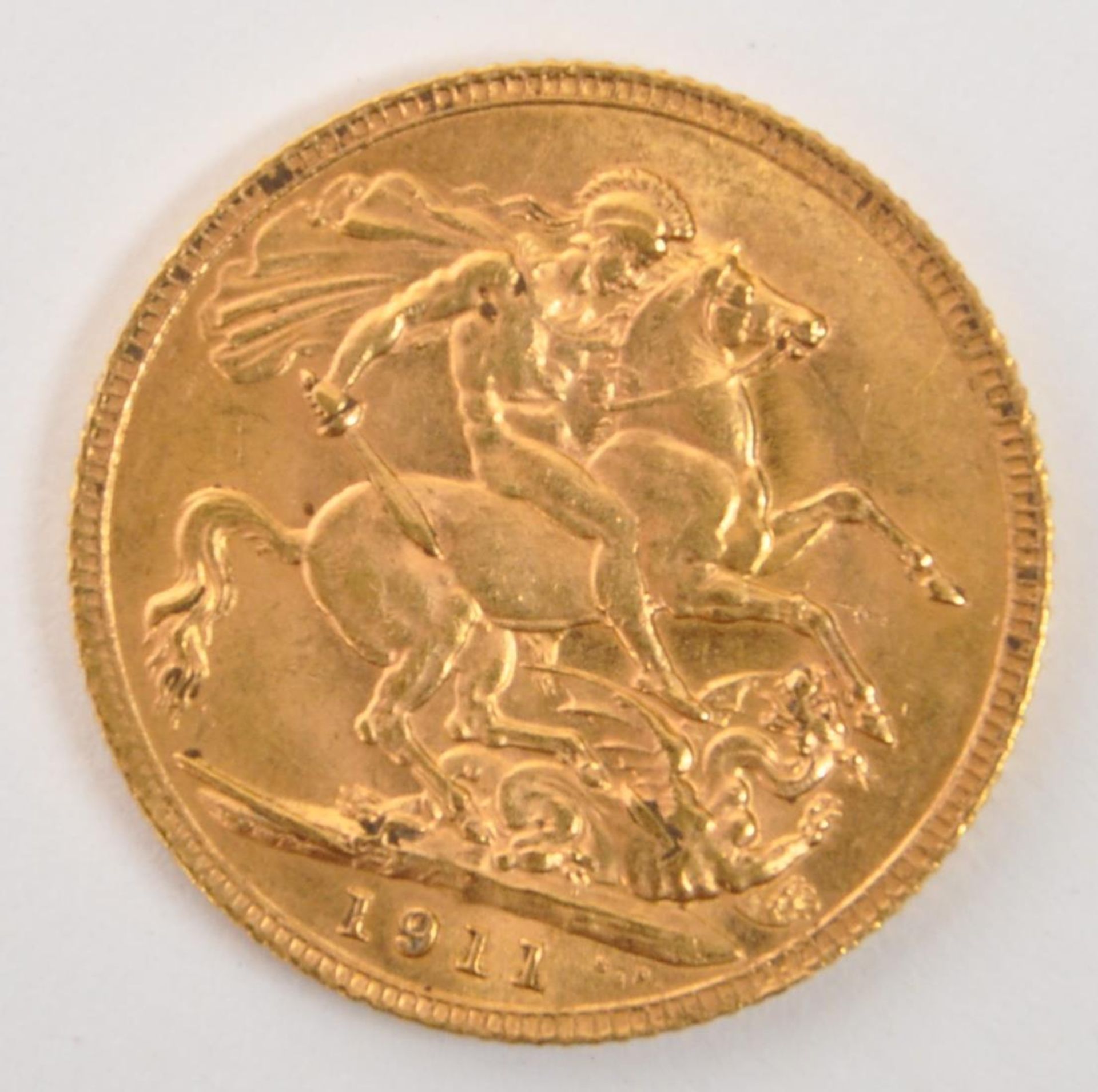 GREAT BRITAIN - KING GEORGE V 1911 FULL GOLD SOVEREIGN COIN