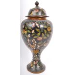 EARLY 20TH CENTURY CHINESE ORIENTAL CLOISONNE TABLE VASE