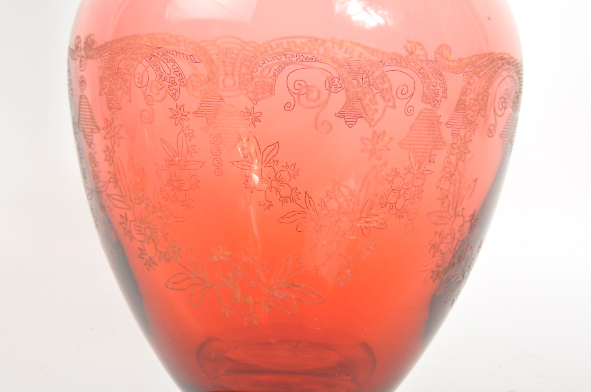 CRANBERRY GLASS DECANTER AND GLASSES ETCHED DESIGN - Bild 5 aus 5