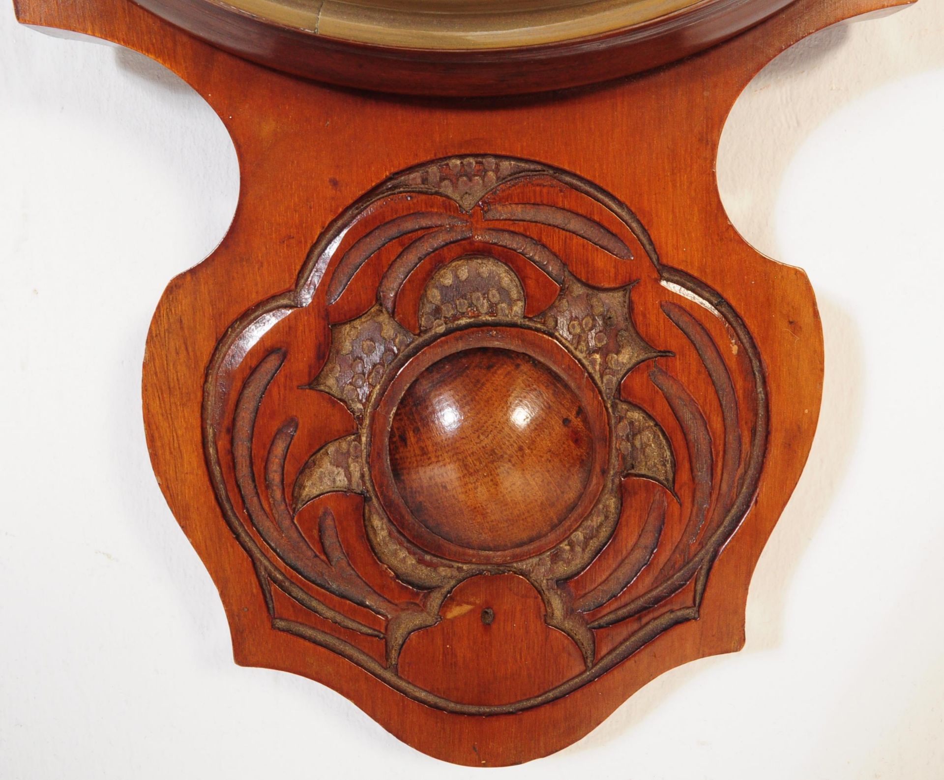 1920's OAK AND MILK GLASS FRONTED ANEROID WALL BAROMETER - Image 5 of 6