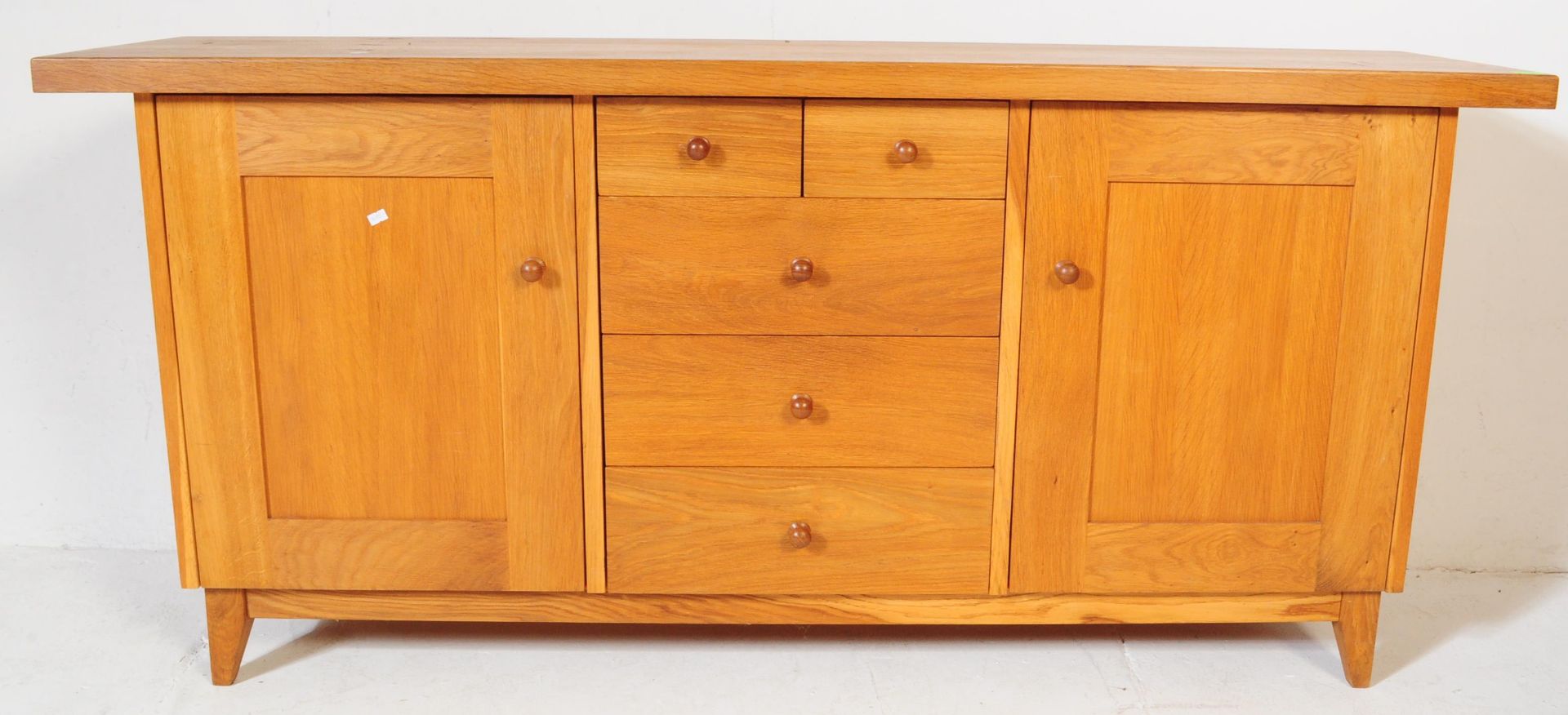 CONTEMPORARY OAK FURNITURE LAND STYLE SIDEBOARD - Image 2 of 6