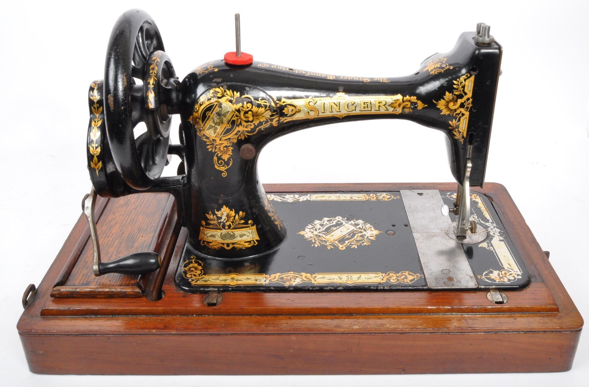 TWO EARLY 20TH CENTURY SEWING MACHINES - SINGER - Image 5 of 8