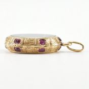 19TH CENTURY FRENCH 18CT GOLD RUBY & AGATE LOCKET PENDANT