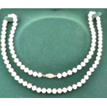 VINTAGE STRING OF PEARLS WITH 14CT GOLD CLASP