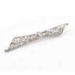 1920S PLATINUM & DIAMOND BROOCH PIN