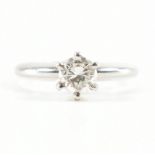 900 PLATINUM & DIAMOND SOLITAIRE RING