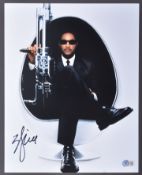 MEN IN BLACK - WILL SMITH - AUTOGRAPHED 11X14" PHOTO - BECKETT