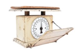 20TH CENTURY 'HEALTH METER' PERSONAL WEIGHING SCALES