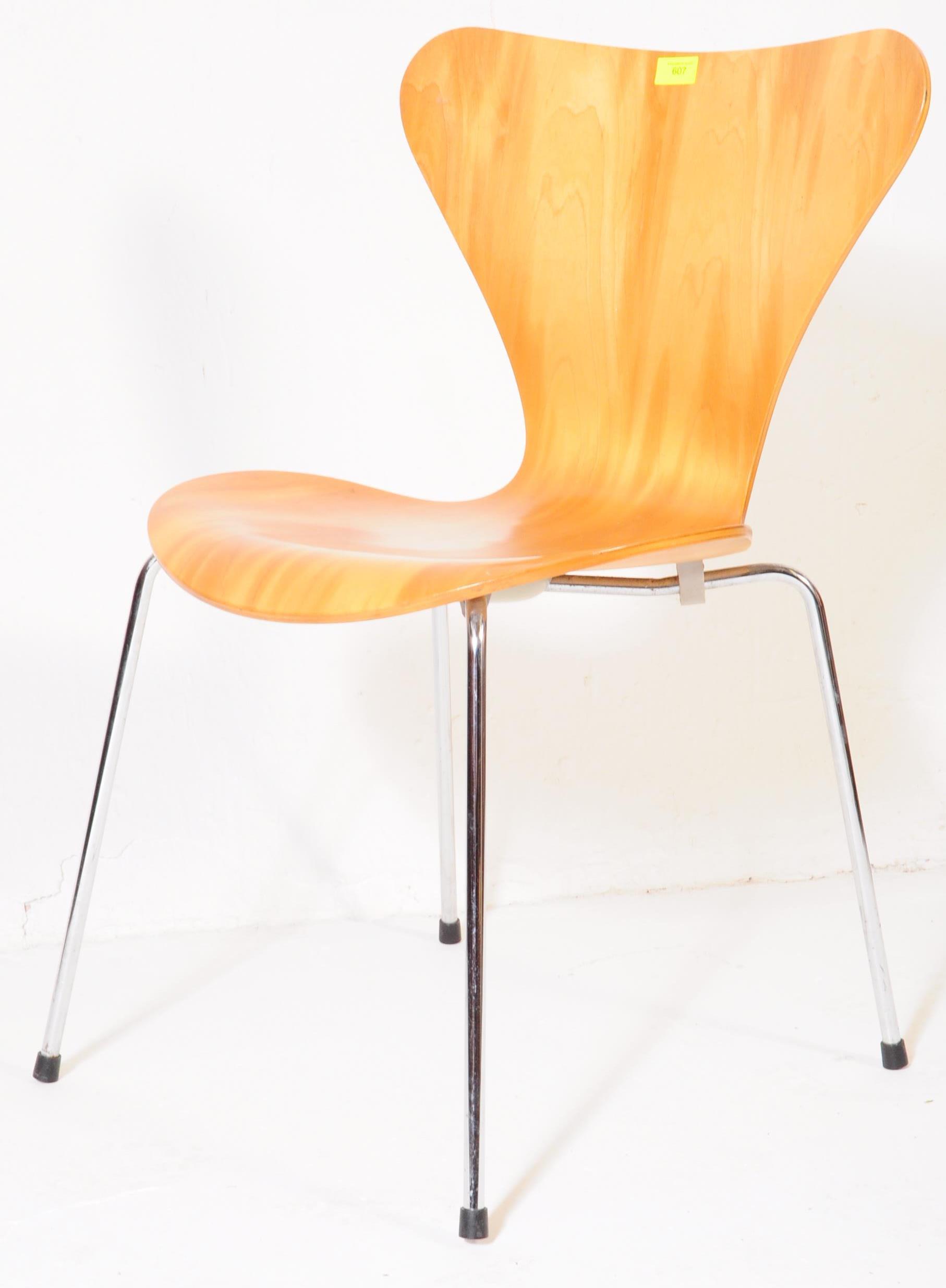 AN ORIGINAL VINTAGE RETRO ARNE JACOBSON FRITZ HANSEN CHAIR