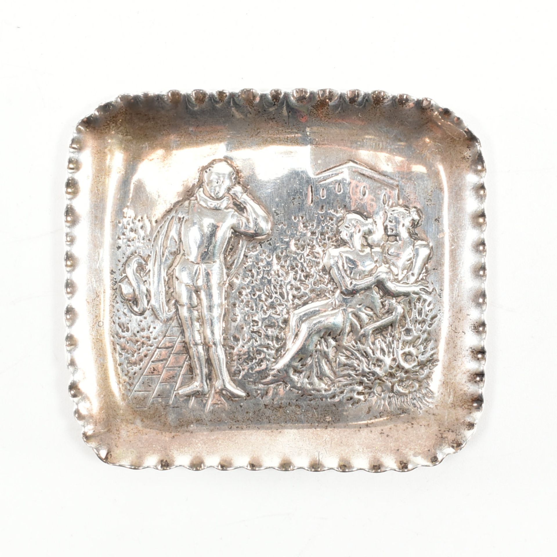 GEORGIAN HALLMARKED SILVER REPOUSSE TRINKET DISH