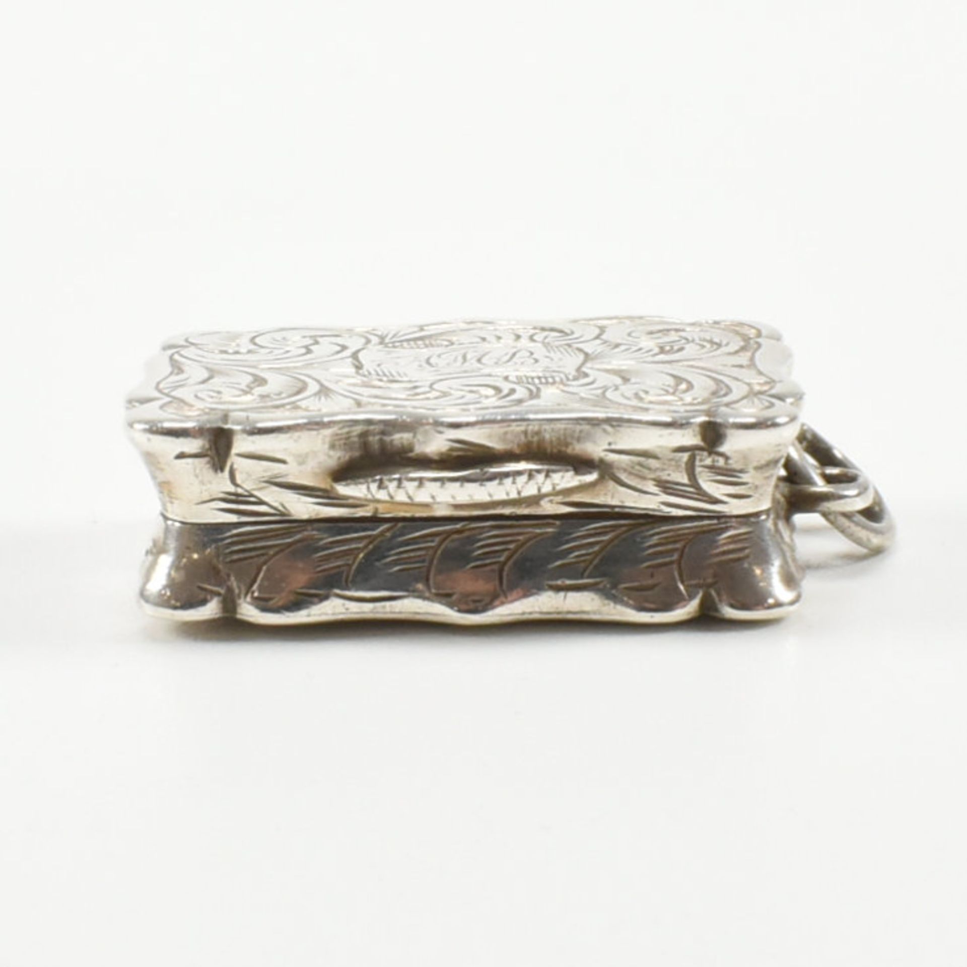 VICTORIAN HALLMARKED SILVER VINAIGRETTE - Image 14 of 16