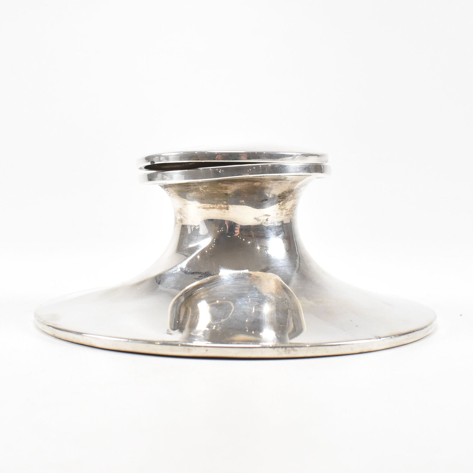 1930S SILVER HALLMARKED CAPSTAN INKWELL - Image 2 of 11