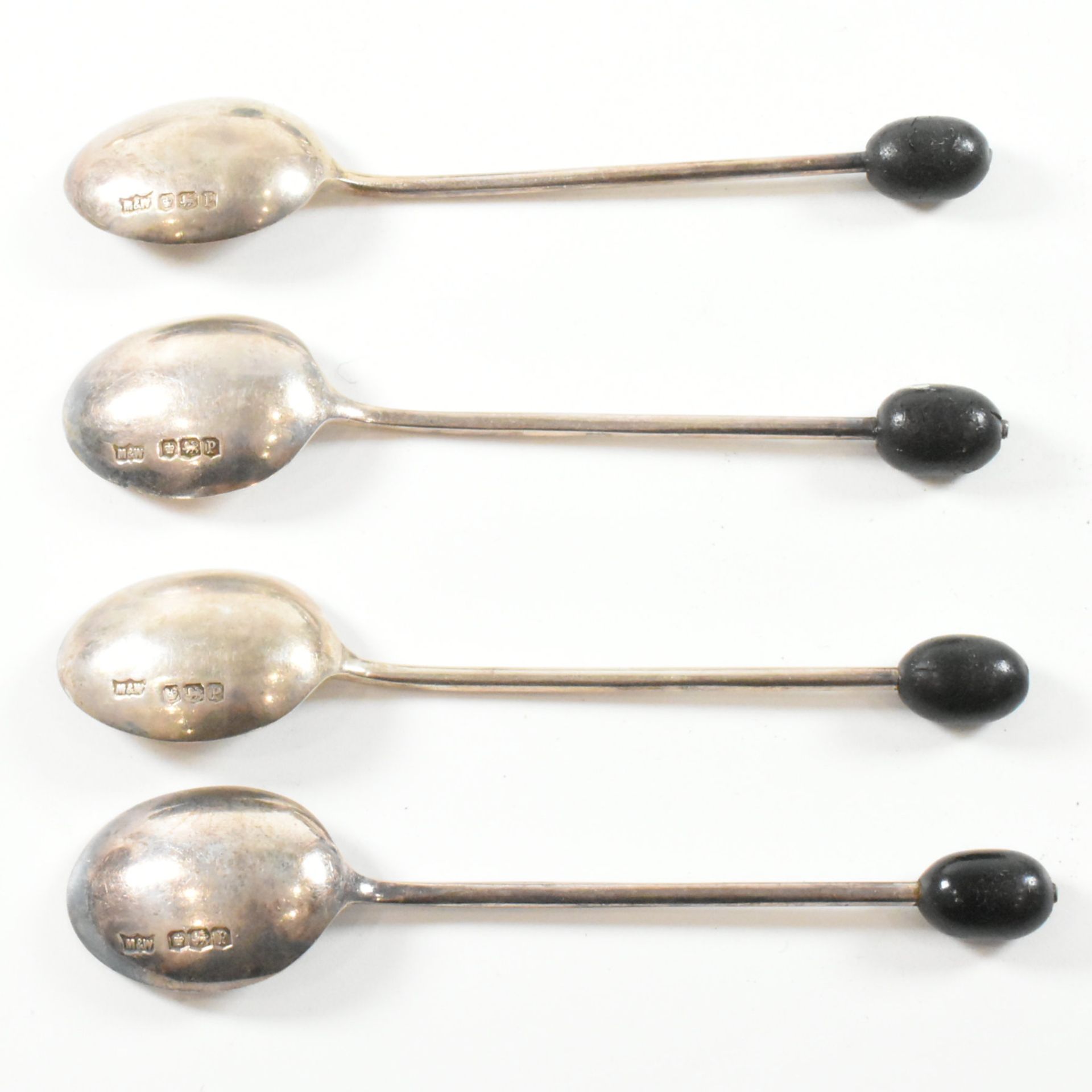 TWO CASED SETS OF HALLMARKED SILVER & BAKELITE COFFEE SPOONS - Image 7 of 8