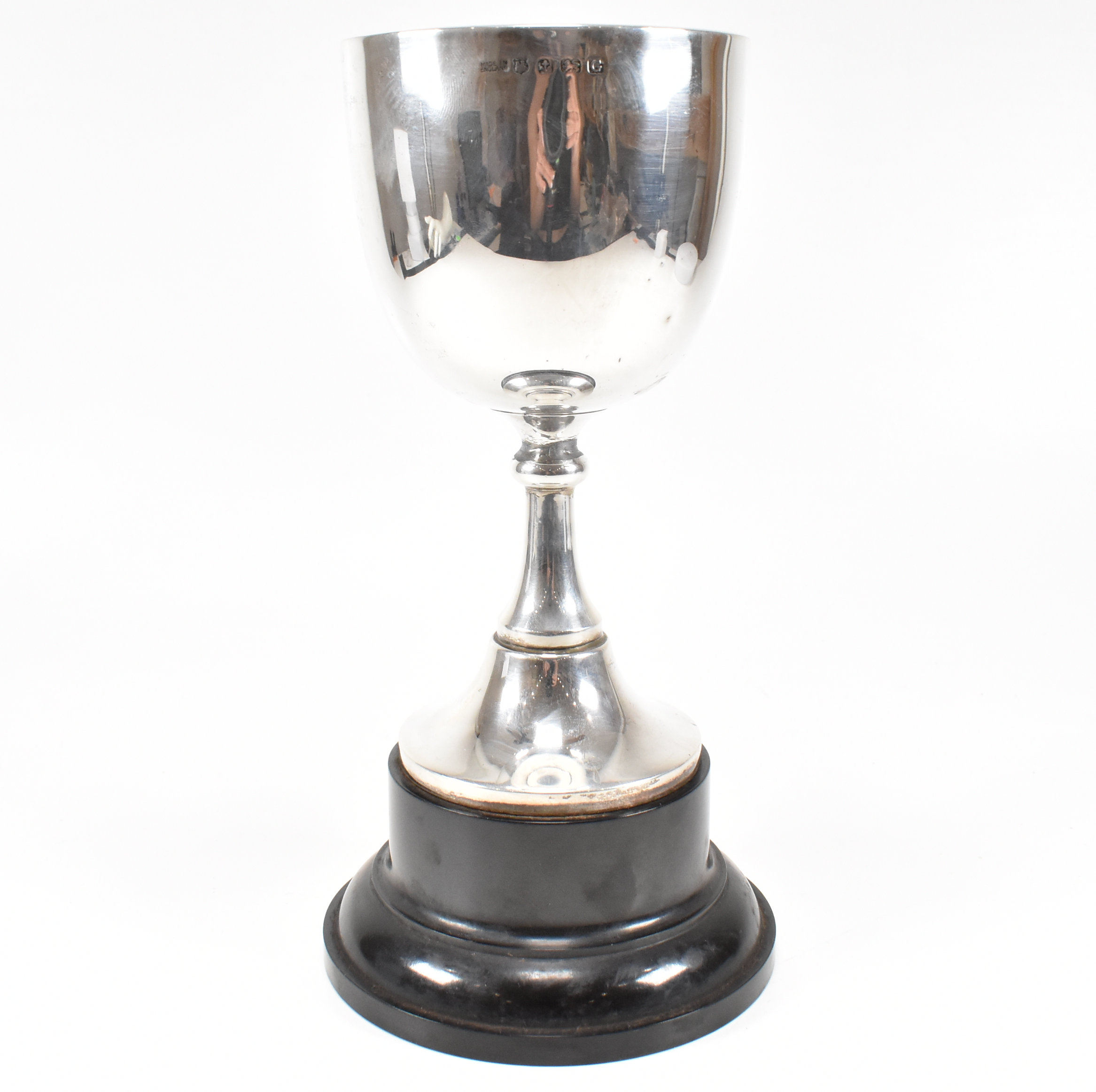 HALLMARKED 1930S SILVER TROPHY CUP - Image 4 of 7