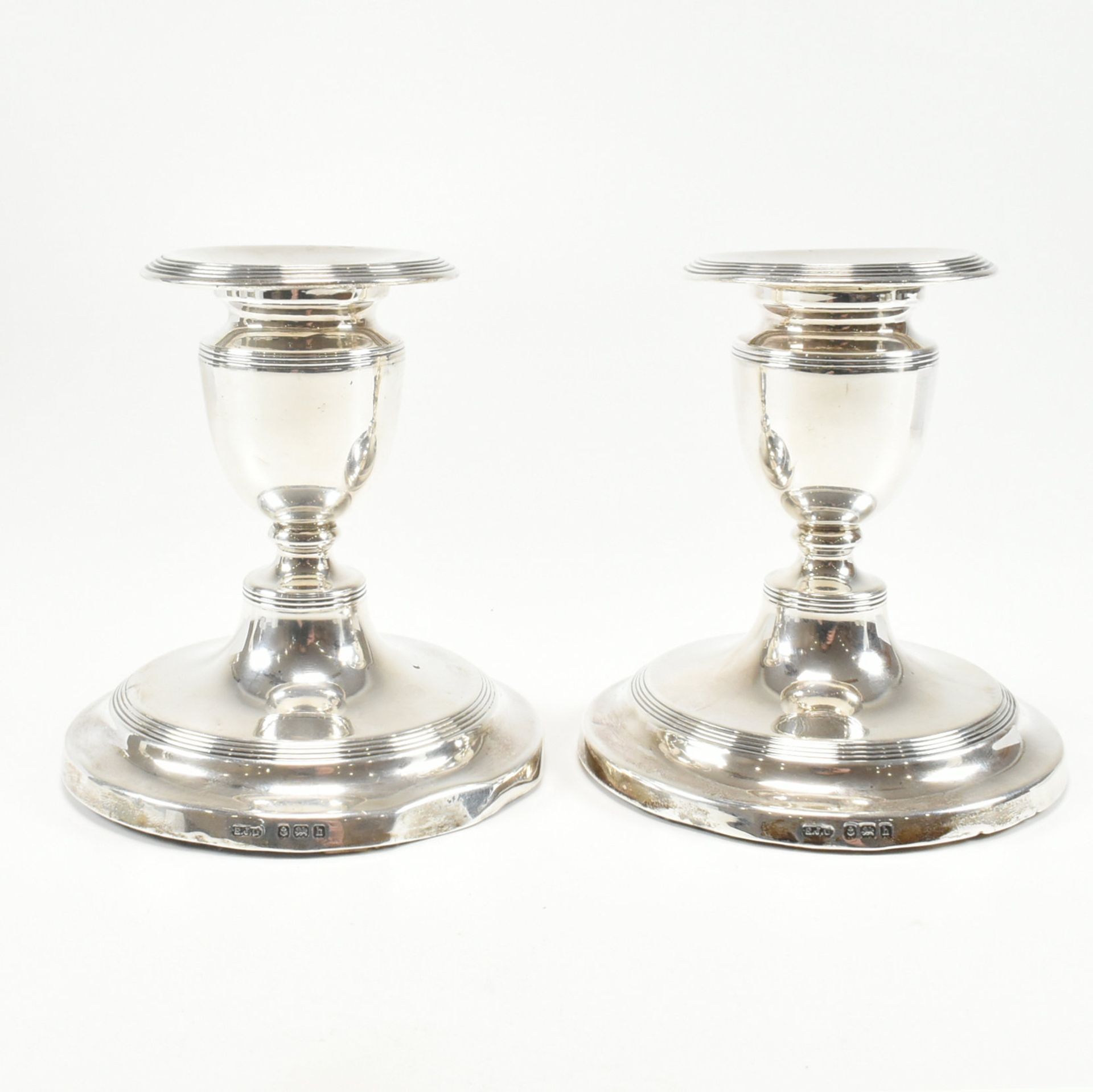 HALLMARKED SILVER SQUAT CANDLESTICKS & SILVER TOPPED VANITY ITEMS - Image 5 of 18