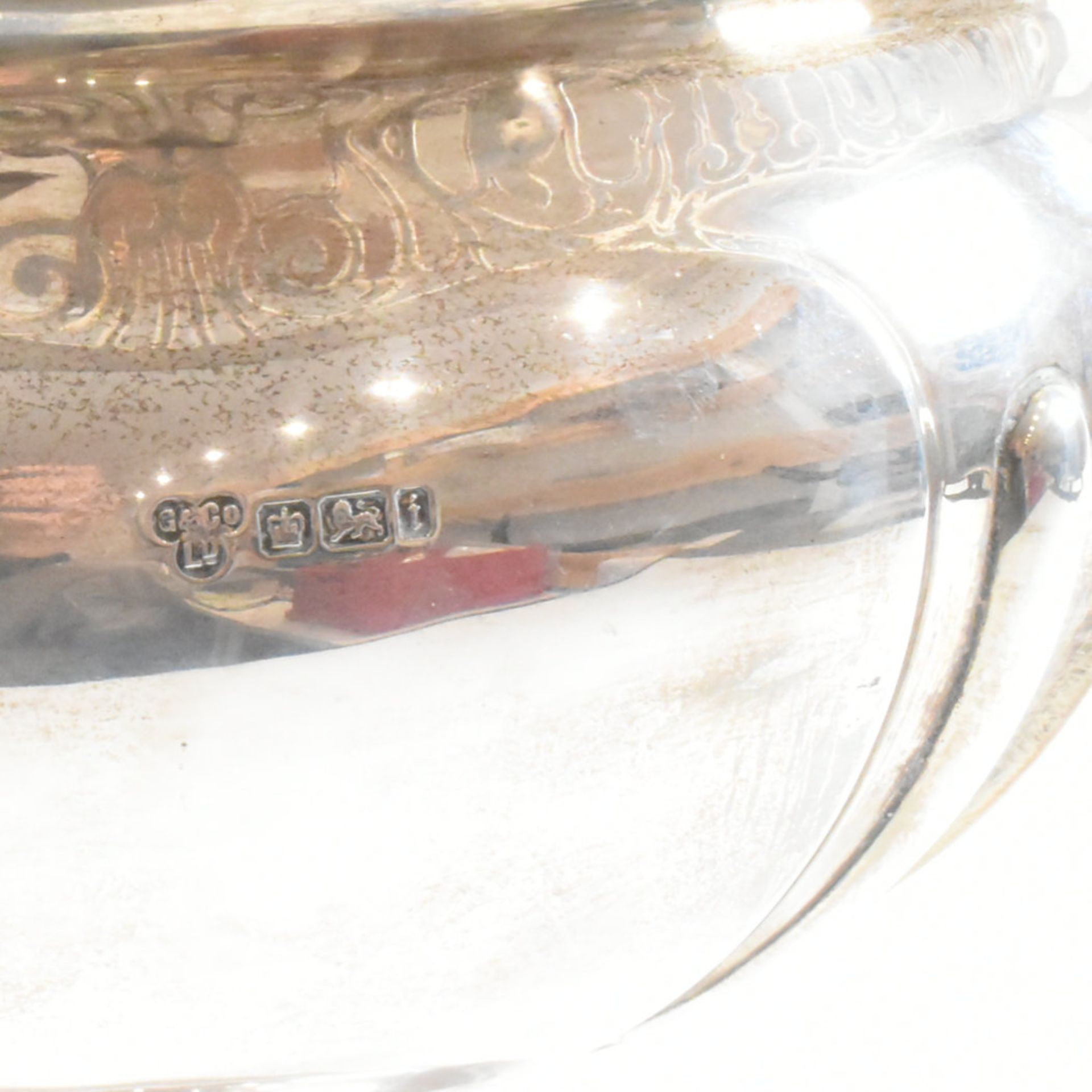 GEORGE V HALLMARKED SILVER PUNCH BOWL - Image 6 of 18