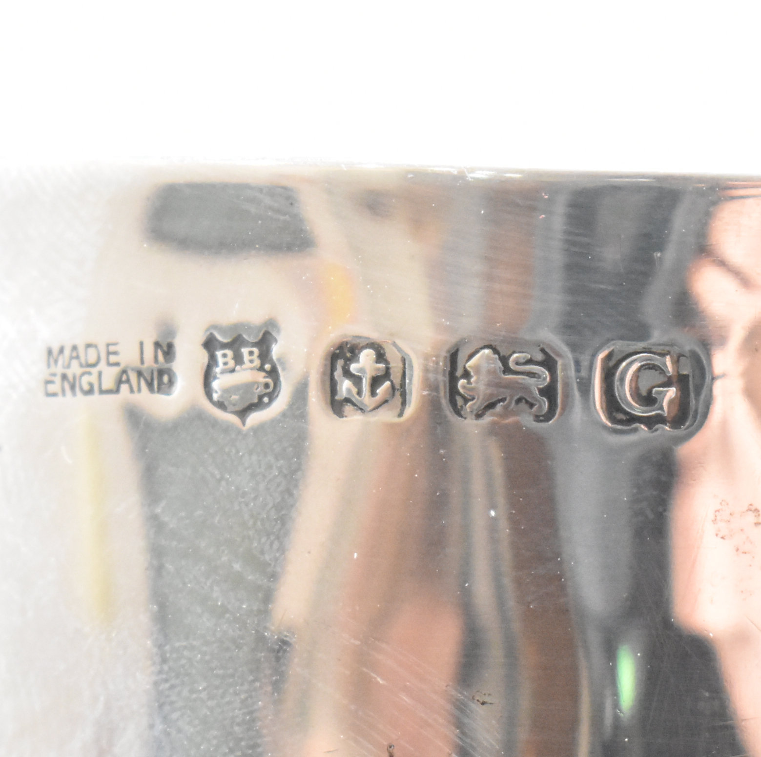 HALLMARKED 1930S SILVER TROPHY CUP - Image 5 of 7