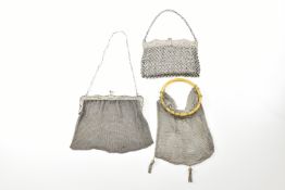 COLLECTION OF EARLY 20TH CENTURY 800 SILVER & METAL MESH BAGS