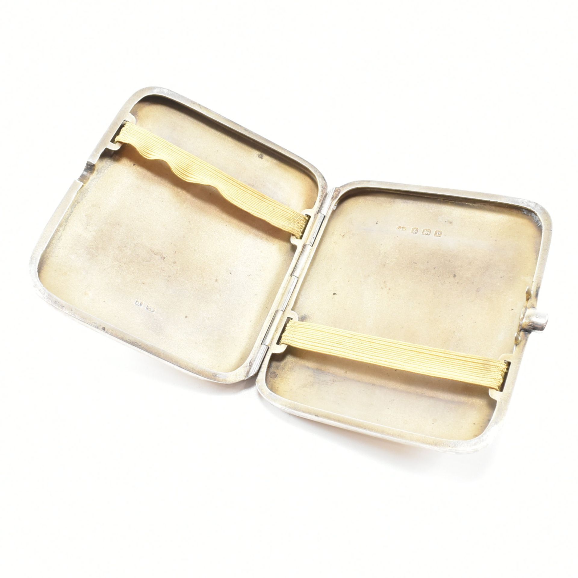 COLLECTION OF EARLY 20TH CENTURY ART DECO HALLMARKED SILVER CIGARETTE & VESTA CASE - Image 5 of 14