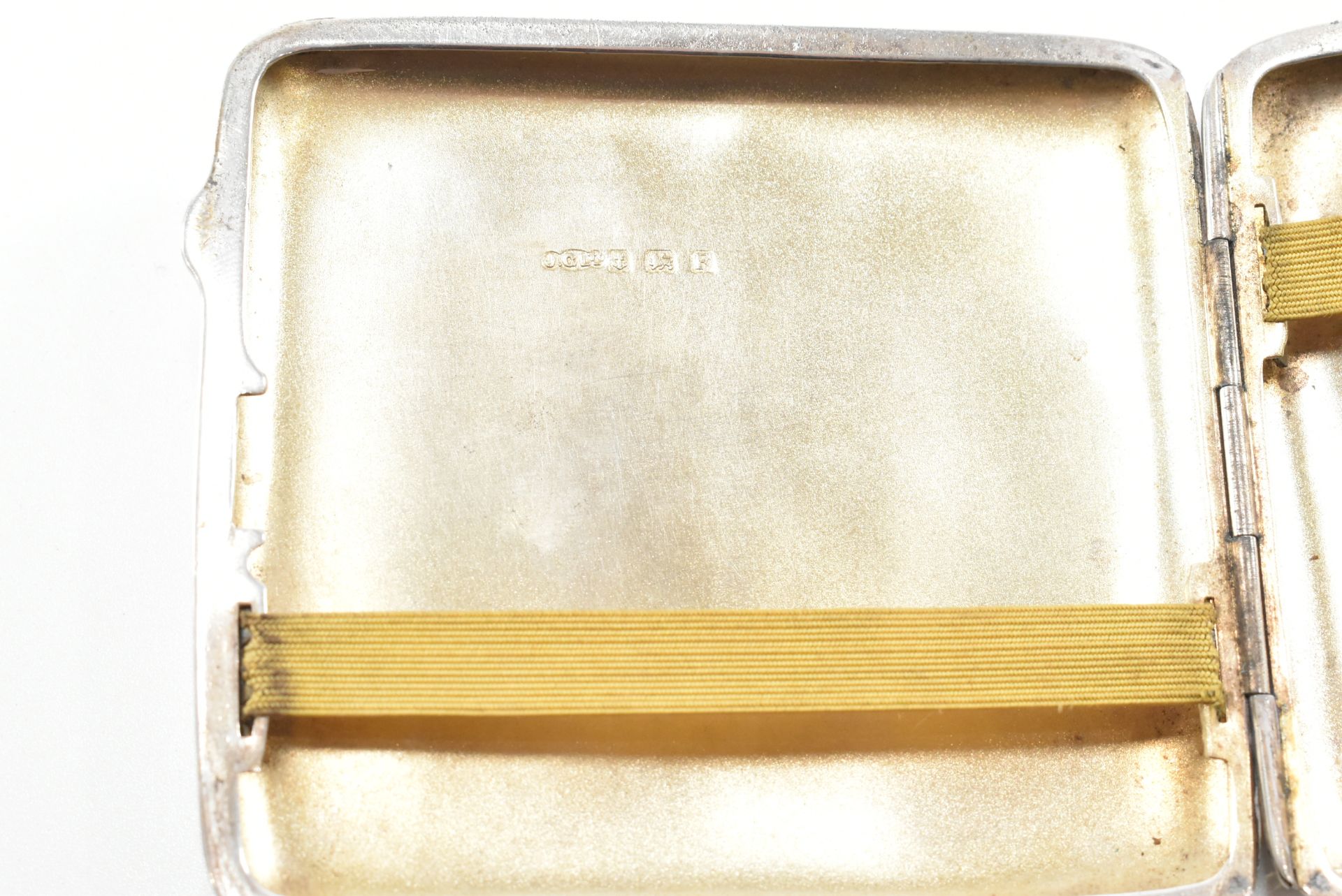 COLLECTION OF EARLY 20TH CENTURY ART DECO HALLMARKED SILVER CIGARETTE & VESTA CASE - Image 11 of 14