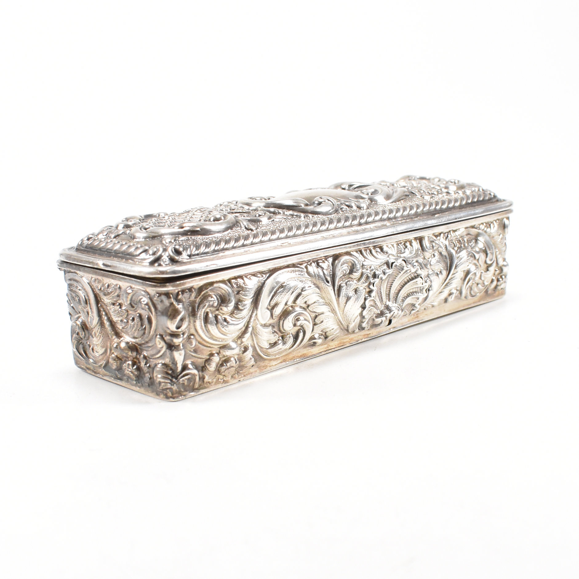 VICTORIAN HALLMARKED SILVER BOX BY WALKER & HALL - Image 2 of 9