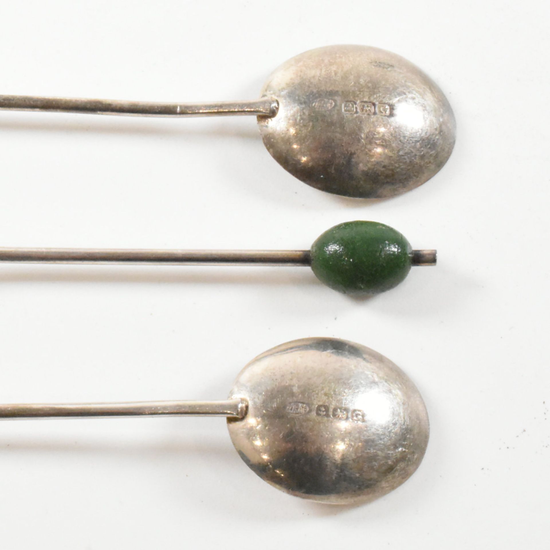 TWO CASED SETS OF HALLMARKED SILVER & BAKELITE COFFEE SPOONS - Image 4 of 8