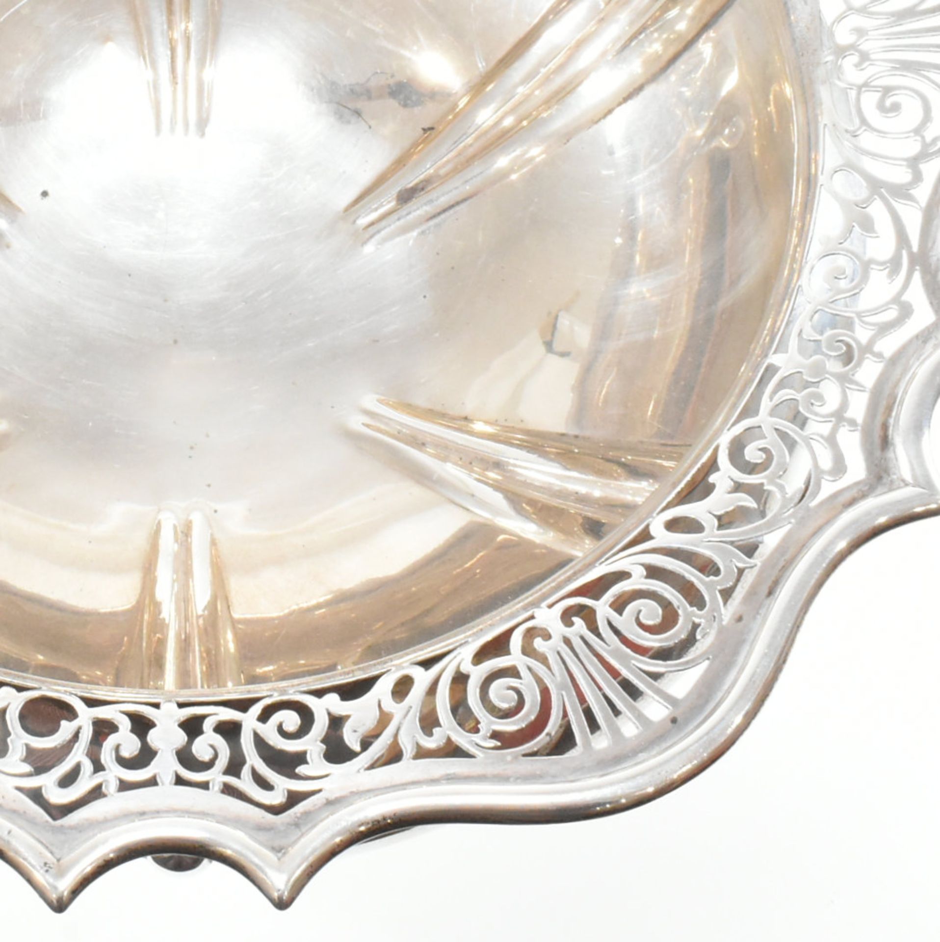 GEORGE V HALLMARKED SILVER PUNCH BOWL - Image 10 of 18