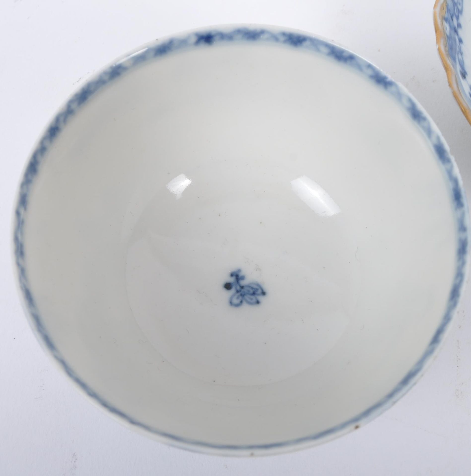 THREE 19TH CENTURY CHINESE BLUE & WHITE PORCELAIN BOWLS - Image 5 of 7