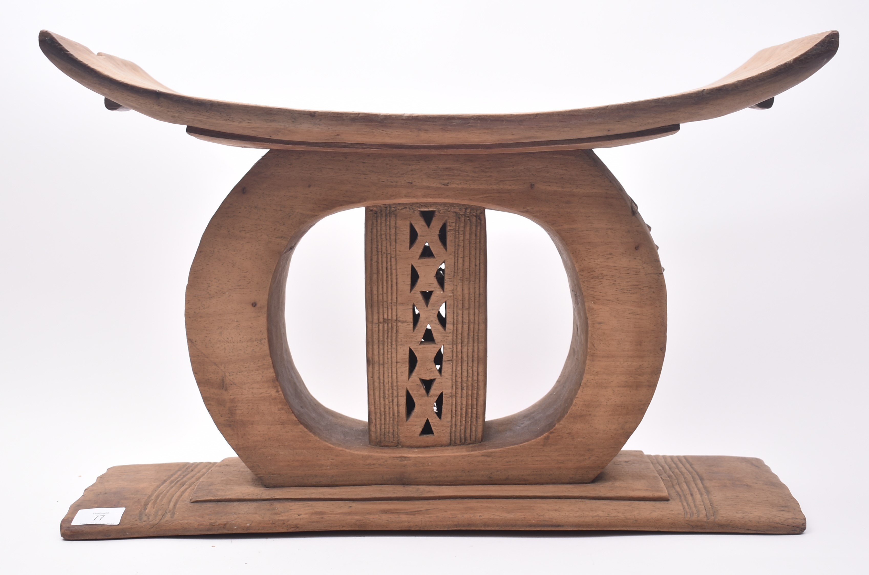 EARLY 20TH CENTURY AFRICAN ASHANTI CARVED HARDWOOD STOOL - Image 4 of 7