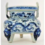 19TH CENTURY CHINESE QING BLUE & WHITE TRIPOD CENSOR