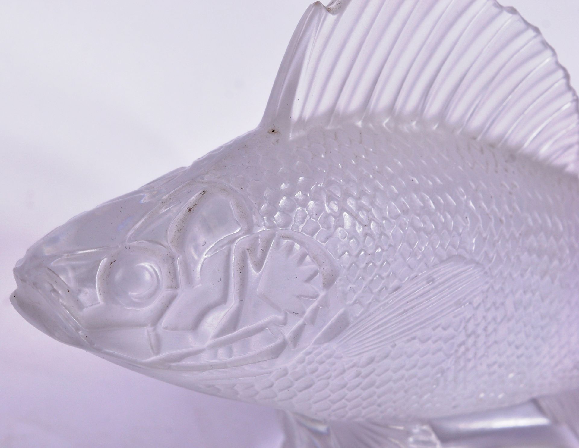 RENE LALIQUE - FROSTED GLASS PERCH FISH CAR MASCOT - Image 4 of 5